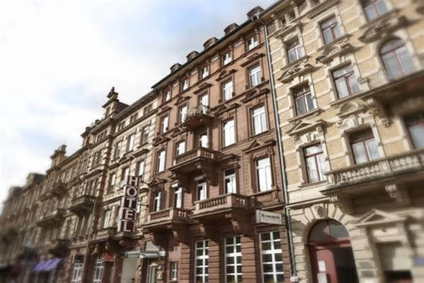 Trip Inn Hotel Blankenburg Karlsruhe Exterior foto